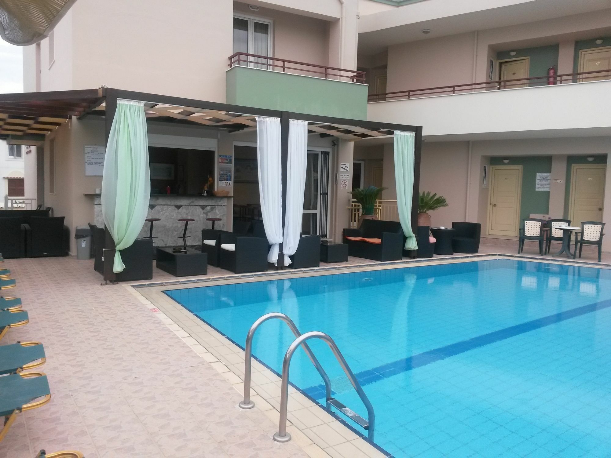 Zannis Hotel レティムノ エクステリア 写真